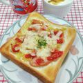 在宅勤務のおじさん's cooksnap of when they made ✿ホットドッグなトースト✿.
