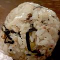 MULA's cooksnap of when they made ピリッと辛いおにぎり④塩昆布.