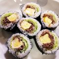ぽんﾁｬﾝ☆'s cooksnap of when they made 話題入りの甘辛しぐれ煮で☆牛肉太巻き寿司.