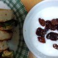 xyzクック's cooksnap of when they made 簡単美味しいずぼら干ぶどうヨーグルト.