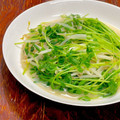ルぴあ's cooksnap of when they made プチっと鍋で豆苗ともやしのサッと煮.