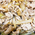 べるＬ＠ＮＩ's cooksnap of when they made 大根と豚こま肉と舞茸の生姜炒め.