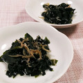 クックHG9V8Y☆'s cooksnap of when they made 超簡単！ワカメとしらすの酢の物.