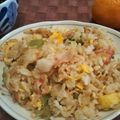 アルカママ's cooksnap of when they made カニカマとレタスのチャーハン.