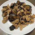 かふぇ俺's cooksnap of when they made 夜御飯*豚バラと茄子の甘辛煮.