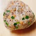 のんべぇヒロ's cooksnap of when they made お弁当に！鮭フレークとゆかりの香りご飯✿.