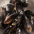 TeaChan214's cooksnap of when they made ムール貝の下処理方法.