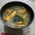 harupon☆'s cooksnap of when they made 大好き♡なめことワカメの簡単味噌汁.