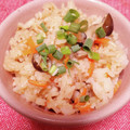 hitomi♪＊'s cooksnap of when they made 簡単　ツナ缶の炊き込みごはん.