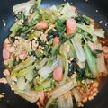 クックT5WTEC☆'s cooksnap of when they made 簡単★サニーレタス消費にチャンプルー.