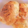 コッピー３０５'s cooksnap of when they made HMでスコーン　オニオンベーコンチーズ.