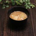 まろんかふぇ's cooksnap of when they made 玉葱とじゃが芋のほっこりなお味噌汁.