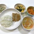 ゆいまーるん's cooksnap of when they made 簡単❀節約❀キャベツベーコン卵の炒め物.