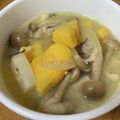 輝夜の姫's cooksnap of when they made ほっこり味噌汁！みんな大好きさつまいも！.