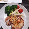 dimbula121's cooksnap of when they made 豚の旨み！ポークソテー.