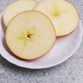 ぱふ's cooksnap of when they made 朝のフルーツ　11月　蜜入り林檎の輪切り.