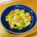 Asato★'s cooksnap of when they made キャベツと胸肉のオイスター炒め.