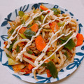 Axolotl∈'s cooksnap of when they made 定番の納豆キムチ&油揚げの焼きうどん♪.
