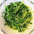 ˚✧₊⁎ゆう˚✧₊⁎'s cooksnap of when they made レンジで簡単！さっぱり豆苗のゴマポン和え.