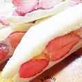 STimeBlues's cooksnap of when they made 萌え断♡ハート苺deフルーツサンド.