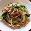 麻's cooksnap of when they made 豚と小松菜の焼きうどん.