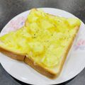 Fly-Rei's cooksnap of when they made ◆簡単＆時短♡ポテトチーズトースト◆.