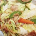 ブランシュkuu's cooksnap of when they made 豚肉と春キャベツのガリバタ醤油炒め.