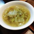ばたみそーぱん☆'s cooksnap of when they made 簡単❤トロトロ白菜とツナのコンソメスープ.