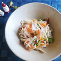 yesmama's cooksnap of when they made 鶏肉と大根ときゅうりの甘酢あえ.