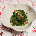 バカリャウ's cooksnap of when they made 旬！春菊の梅マヨおかか和え.