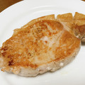 vabochan's cooksnap of when they made 動画あり★簡単厚切りポークステーキ.