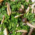 Qooちゃん大好き's cooksnap of when they made 〓わさび菜とシメジのマヨ醤油ソテー〓.