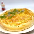 かっちゃん杉's cooksnap of when they made 超簡単おつまみに！チーズとはちみつのピザ.