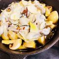あっこ姉's cooksnap of when they made ぷりぷり牡蠣とマッシュルームのアヒージョ.