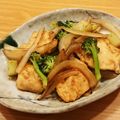 かなりんココりん's cooksnap of when they made 簡単に♪鶏胸肉とブロッコリーのマヨ炒め.