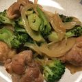 かずくん☆'s cooksnap of when they made 鳥もも肉と冷凍アボカドのマヨネーズ炒め.