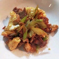 yunoryori's cooksnap of when they made 長ネギ・豚肉と卵の甘辛炒め.
