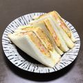 居酒屋まるみ's cooksnap of when they made カニカマ入り厚焼き玉子のサンド.