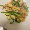 ピーナッツ子♪'s cooksnap of when they made 塩麹入り厚揚げチンジャオロースー.