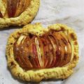 zakkiiM's cooksnap of when they made ほんと～に簡単。とろけるパイナップルパイ.