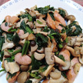 ナツ☆ママ's cooksnap of when they made ほうれん草ときのこのバター炒め.