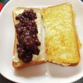 和☆2049's cooksnap of when they made 名古屋の人から聞いた☆小倉トースト.