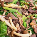 しみっちゃん♩'s cooksnap of when they made レタスと牛肉の醤油炒め.