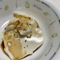 sayaendo＊'s cooksnap of when they made オリーブオイルと粗挽きペッパーの簡単温奴.