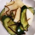 もにゃっこ's cooksnap of when they made あっさり漬け物☆カブとキュウリの塩昆布.