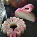 recoreco's cooksnap of when they made 簡単おせち☆かまぼこ飾り切り『孔雀』.