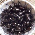 ウルトラマンド's cooksnap of when they made プリッと ツヤツヤ 黒豆炊いたん.