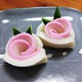 YCHキッチン's cooksnap of when they made かまぼこでラブリーローズ♪キャラ弁おせち.