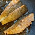 よち・ちーのすけママ's cooksnap of when they made 簡単！鮭の醤油バター照り焼き.