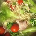 ☆まきぞう☆'s cooksnap of when they made サッポロ一番 速攻完成！レタス丸ごとなべ.